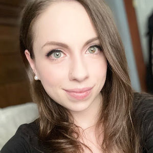 Meet your Posher, Alison